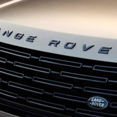 Η μεγάλη αλλαγή στα Range Rover - Για πρώτη φορά μετά από 55 χρόνια