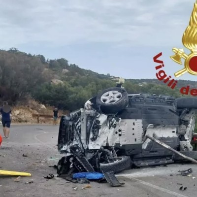 Σφοδρό τροχαίο για το γκουρού του design Giorgetto Giugiaro – Σμπαράλια το Land Rover Defender που οδηγούσε