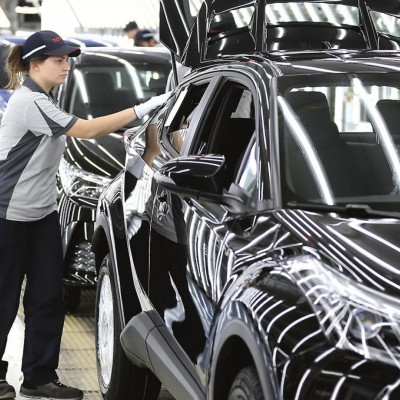 Η μάρκα που πουλάει 2.000 αυτοκίνητα τον μήνα στην Ελλάδα – Έχει SUV με 24.000 ευρώ