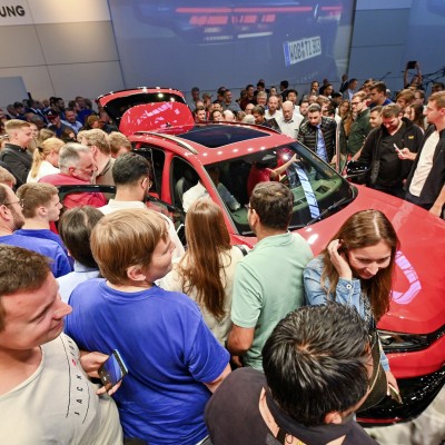 Το Volkswagen Tiguan έγινε ηλεκτρικό – Κι αυτό ειναι το πρώτο video