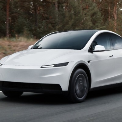 Στην Ελλάδα το φθηνότερο Tesla Model Y – Με αυτονομία 534 km (τιμή)