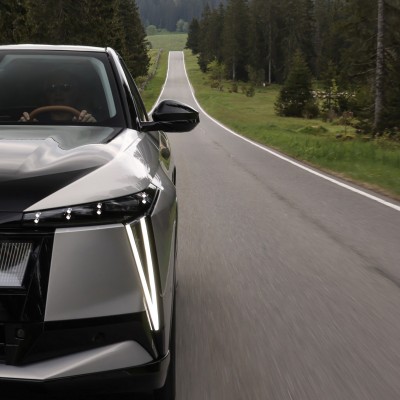 Το νέο ηλεκτρικό των Γάλλων έκανε πραγματικά 750 km - Τα 506 σε αυτοκινητόδρομο!