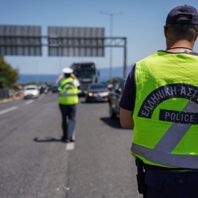 Αστυνομία: Γιατί σταμάτησε 7.422 οδηγούς σε 3 ημέρες – Τι έλεγχο έκανε [video]