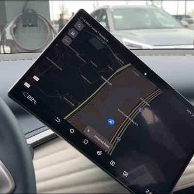 Ο λόγος που η BYD κατήργησε την περιστρεφόμενη οθόνη!