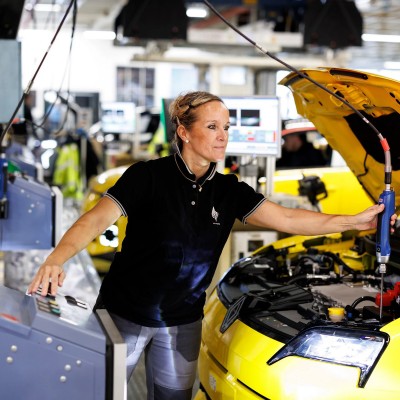 Η Renault βρήκε φλέβα χρυσού – Σπάει ταμεία το αυτοκίνητο των 23.900 ευρώ