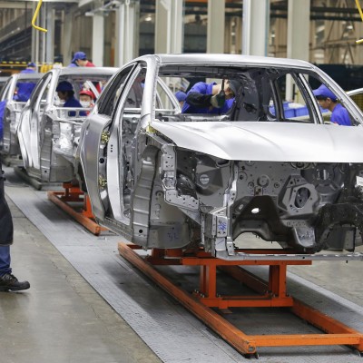 Για πρώτη φορά τρεις κινεζικές φίρμες στο παγκόσμιο Top 10 των πωλήσεων