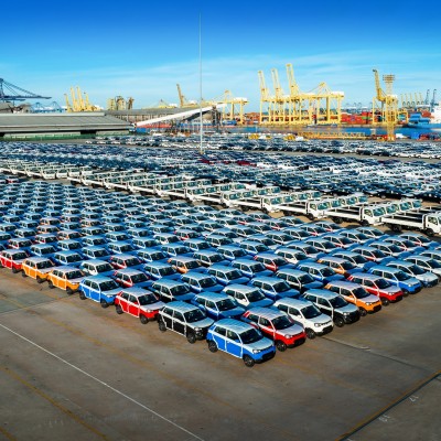 Οι Κινέζοι προκαλούν ασφυξία στα logistics – Πουλάνε περισσότερο στο εξωτερικό