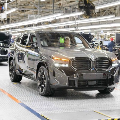 Το εργοστάσιο της BMW που έβγαλε 9 δις δολάρια σε 12 μήνες – Είναι το μεγαλύτερο όλων