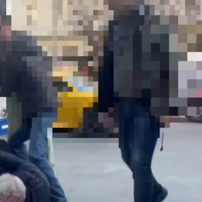 Θεσσαλονίκη: Οδηγός λεωφορείου κατέβηκε κάτω και άρχισε το ξύλο [video]