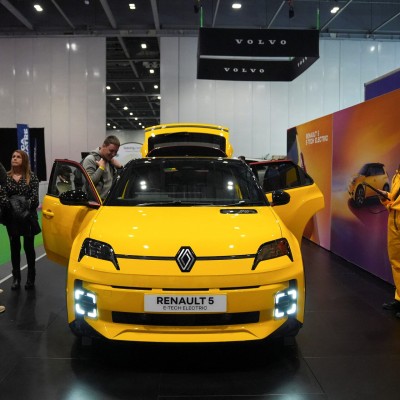 Αυτά είναι τα εισοδηματικά κριτήρια για το Κοινωνικό Leasing – Πότε ανοίγει, πόσο θα διαρκέσει, τι αυτοκίνητα περιλαμβάνει