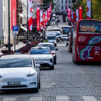 Πέρα από την Tesla – Η Νορβηγία αγοράζει Toyota και Volkswagen
