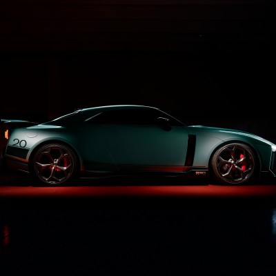 Ηλεκτρικό Nissan GT-R; Ποτέ!