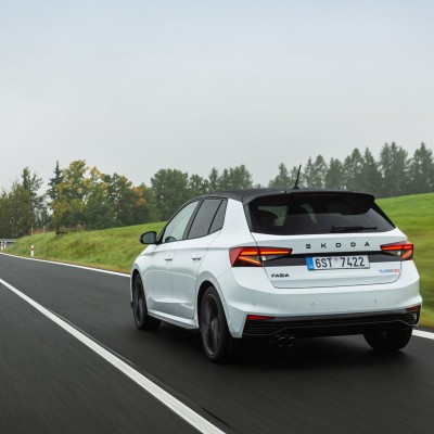 Έφτασε το καλύτερο και πιο γρήγορο Skoda Fabia – Στην Ελλάδα κοστίζει 29.950 ευρώ