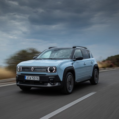 Το νέο Renault 4 ήρθε επίσημα στην Ελλάδα – Τιμές