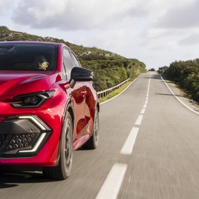 Στην κορυφή των supermini το νέο Renault των 20.900 ευρώ – Έκανε άλμα 128% στην Ελλάδα