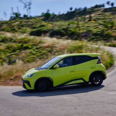 Δύο μήνες με το BYD Dolphin Surf: Τώρα που συμβιώνουμε μαζί του, βλέπουμε τα πράγματα αλλιώς