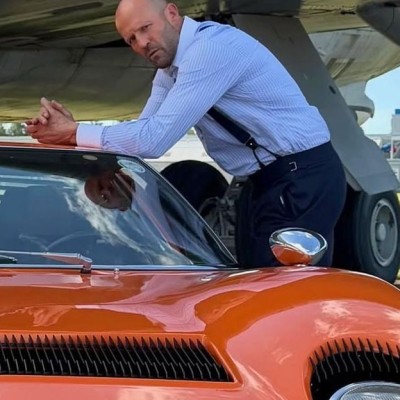 Ο Jason Statham πλήρωσε 3 εκατ. για μια κυρία… 60 ετών