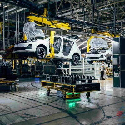 Το κόλπο της Renault στο στενό του Γιβραλτάρ – Και τα 400.000 αυτοκίνητα