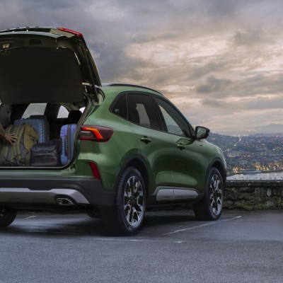 Το υβριδικό SUV των 183 ίππων που τα έχει όλα – Καίει 5,3 lt και έχει φόρο 100€
