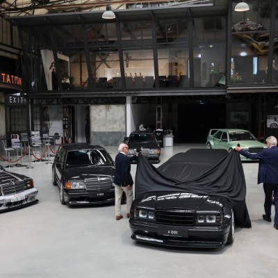 Η Mercedes που τρέλανε τα πλήθη – Πωλείται για 700.000 ευρώ