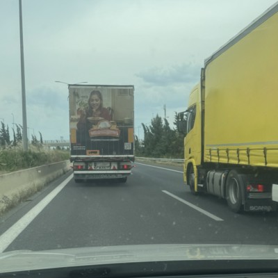 Εθνική Οδός: Επιτρέπονται τα φορτηγά και τα λεωφορεία στην αριστερή λωρίδα - Τι λέει ο νόμος