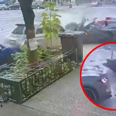 Τρομερό τροχαίο στη Νέα Υόρκη με Corvette και Mercedes – Σκληρές εικόνες (video)