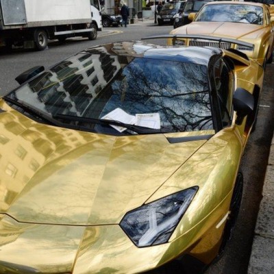 Λονδίνο: Οι ιδιοκτήτες supercars έλαβαν 13.423 κλήσεις για παρκάρισμα – Κανείς τους δεν πληρώνει