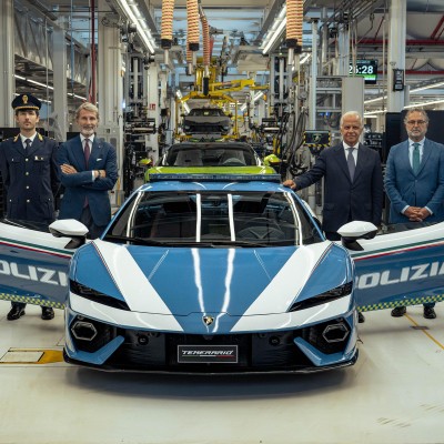 Η αστυνομία παρέλαβε την καλύτερη Lamborghini – Για τη μεταφορά οργάνων