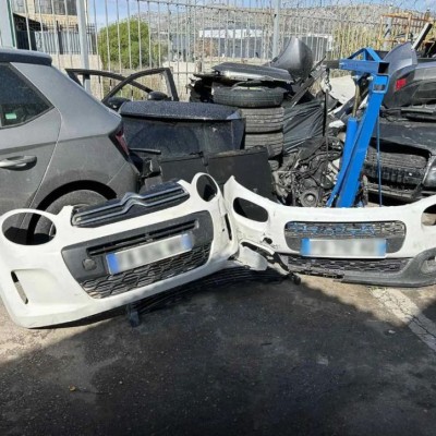 Ελλάδα: Βρέθηκε το συνεργείο που διέλυαν τα κλεμμένα αυτοκίνητα – Δείτε που ήταν