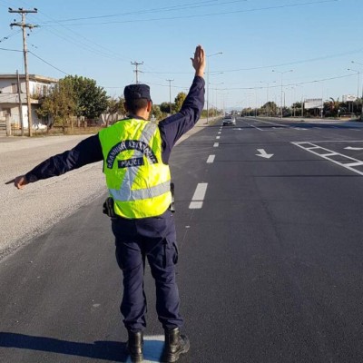 Ελλάδα: Σε ποια πόλη η Αστυνομία γράφει 16.261 οδηγούς κάθε μήνα