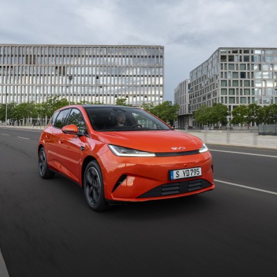Ήρθε Ελλάδα το BYD Dolphin G DM-I – Το μοναδικό PHEV supermini (τιμή)