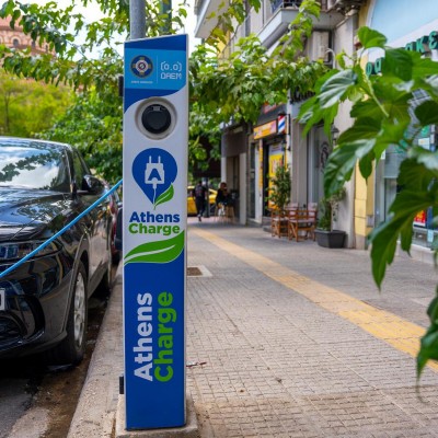 «Βρήκαμε» 10.000 σημεία για να φορτίσει ένα ηλεκτρικό αυτοκίνητο στην Ελλάδα