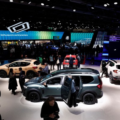 Ρίχνει τις τιμές η Dacia στην έκθεση AUTO ATHINA – Έως 3.000 ευρώ