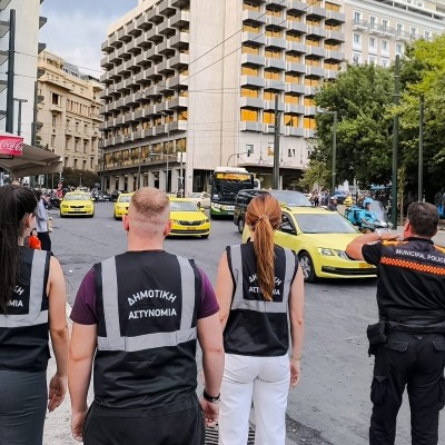 Αλλάζει η Δημοτική Αστυνομία και γίνεται... Τροχαία - Δείτε ποιες κλήσεις μπορεί να βεβαιώνει στους οδηγούς