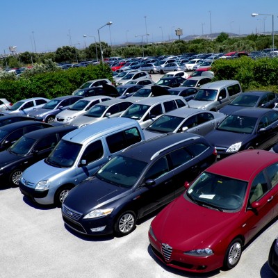 STOCK CENTER: Δωρεάν τα τέλη κυκλοφορίας 2016