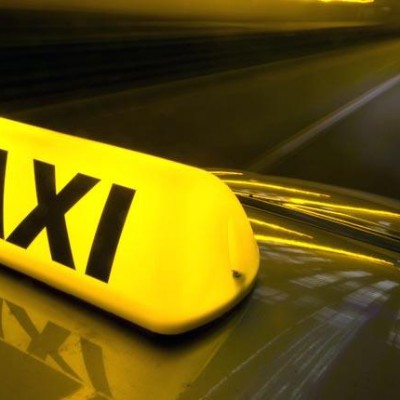 Περαιτέρω απελευθέρωση για ταξί και φορτηγά