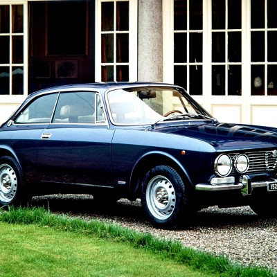 Classic Video: Ωδή στην Alfa Romeo 2000 GTV Bertone