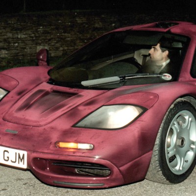 Πουλά ο Mr Bean την McLaren F1 έναντι 8 εκατ. λιρών