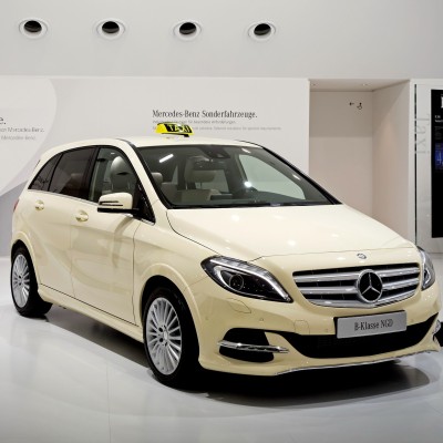 Mercedes-Benz Taxi με Δωρεάν Φυσικό Αέριο