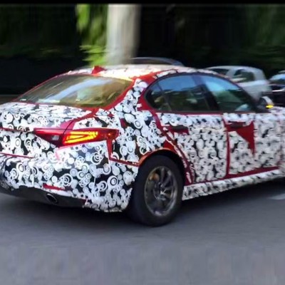 Στο δρόμο η «απλή» Alfa Romeo Giulia (VIDEO)