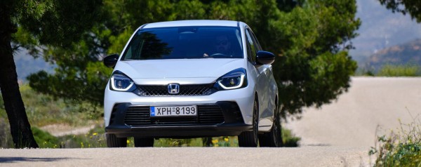 6 μήνες με το Honda Jazz e:HEV - Φουλ του… εξοπλισμού
