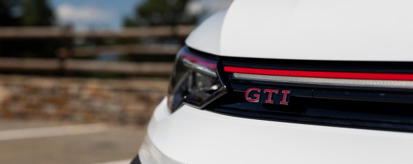 Αυτά είναι τα τελευταία θερμικά hot hatch που πωλούνται στην Ελλάδα – Πόσο κοστίζουν; 