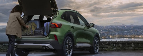 Το υβριδικό SUV των 183 ίππων που τα έχει όλα – Καίει 5,3 lt και έχει φόρο 100€