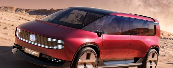 Από το Espace και το Scenic στο μέλλον – Η Renault θέλει να ξανακάνει μόδα τα οικογενειακά αυτοκίνητα