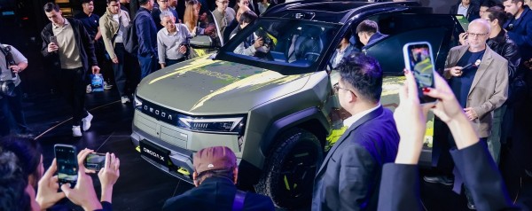 Αυτό είναι το Omoda X – To κινεζικό 4Χ4 που περνά από νερό βάθους 700 mm 