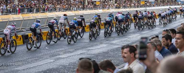 Tour de France: 184 αναβάτες και 3,5 δισ. θεατές – Νούμερα που σοκάρουν! [video]