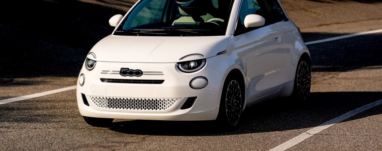 Δοκιμή FIAT 500 Hybrid Cabrio: H αίσθηση της ελευθερίας