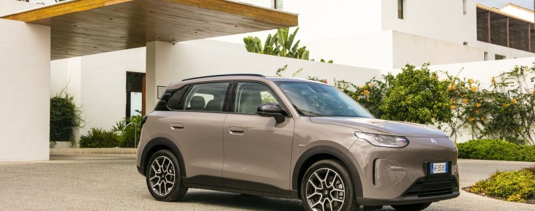 Στην Ελλάδα το νέο Leapmotor B03X – Ξεκινάει κάτω από 20.000 ευρώ, αναλυτικές τιμές και εκδόσεις