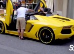 Valet struggles to get in a Lamborghini