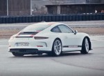 Driving lessons with the 911 R